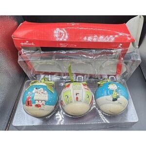 3 Hallmark Peanuts Gang Comic Flocked Strip Ball Ornament Set In Box! Rare! -31D